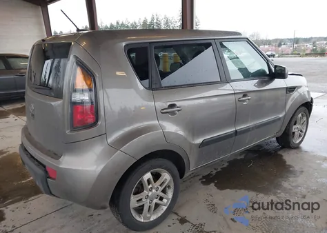 2011 Kia Soul + z USA, uszkodzony, nr VIN KNDJT2A22B7211900